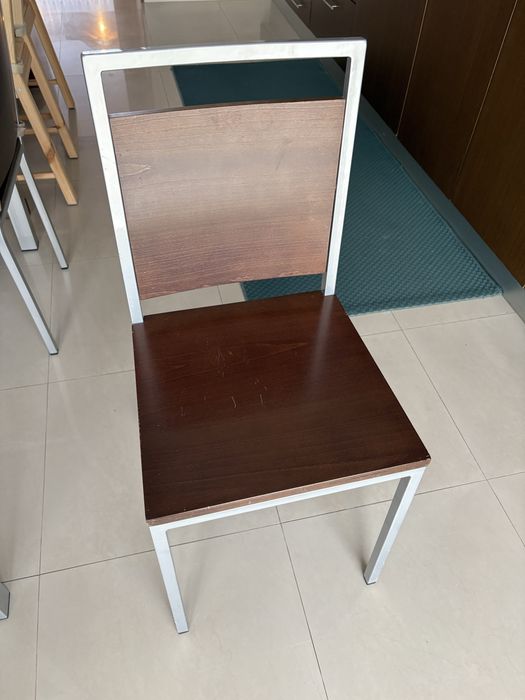 Conjunto Mesa e cadeiras de jantar