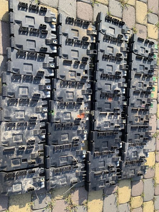 Блок предохранителей Sprinter CDI TDI Спринтер W903 W901 LT 316 312