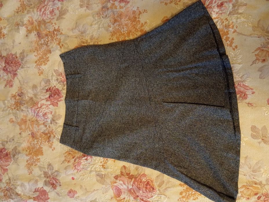 Віддам пакет речей жіночих розмір 42-44