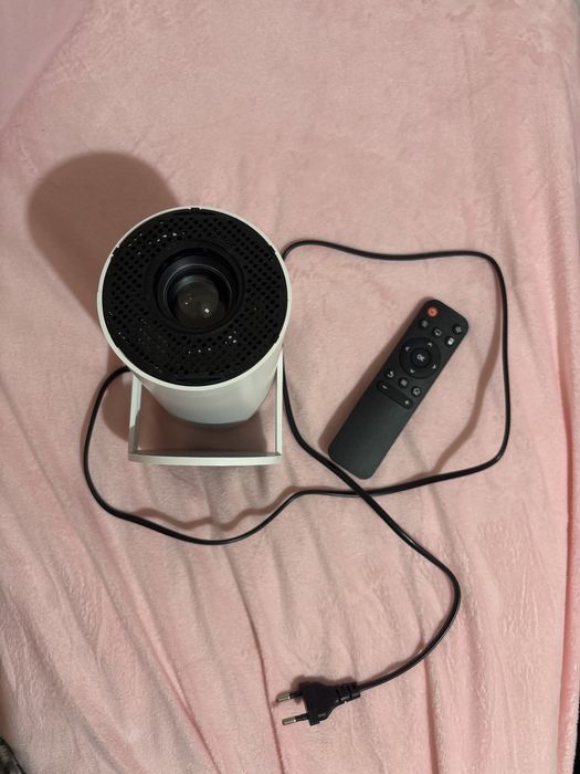 Projetor 4k otimo estado!
