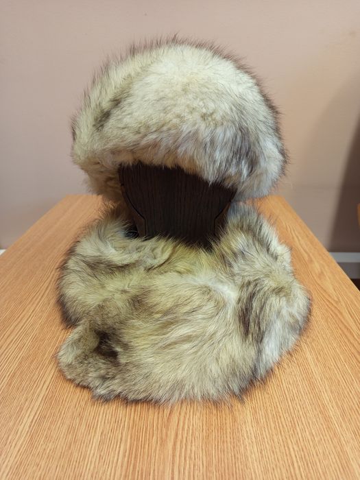 Czapka i kołnierz z lisa