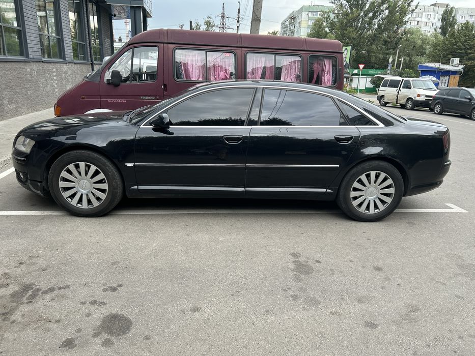 AUDI A8D3L в хорошем состоянии