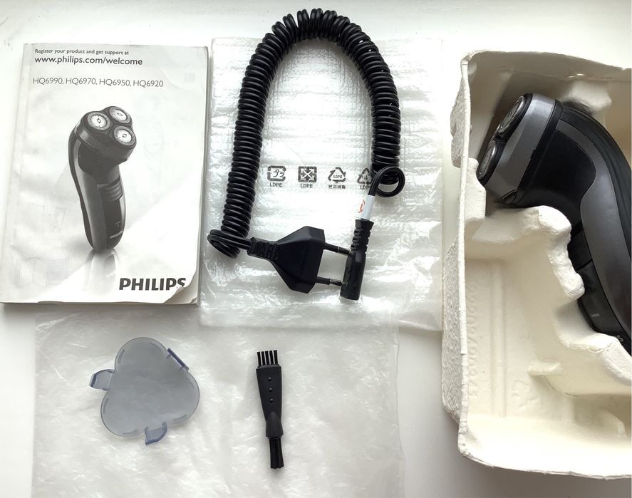 Электробритва Philips HQ6990 на аккумуляторе