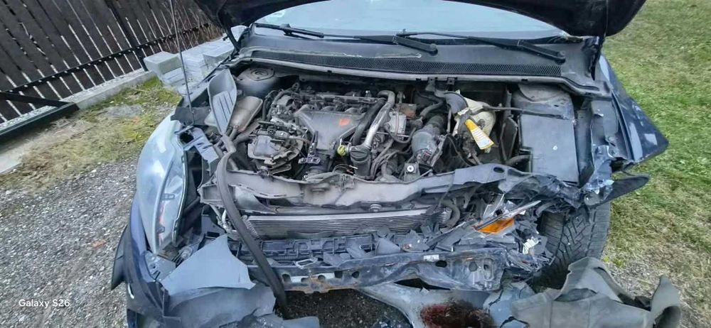 Samochod osobowy ford focus