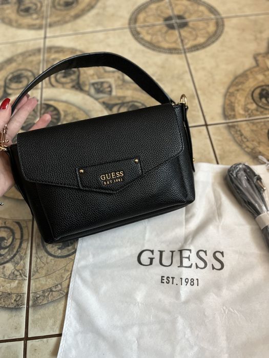 2 сумочки Guess нові