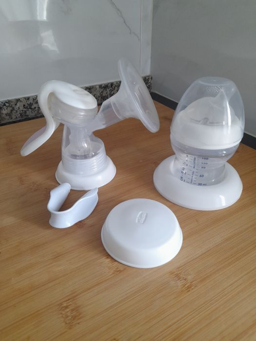 Bomba de amamentação manual