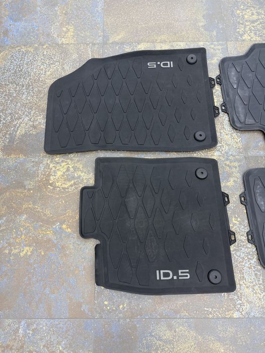 Oryginalne Dywaniki gumowe, mata do bagażnika Volkswagen VW ID.5