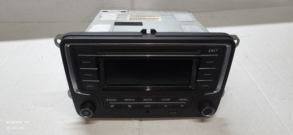 Radio VW golf 5 Touran passat CD USB SD RCN210 b6