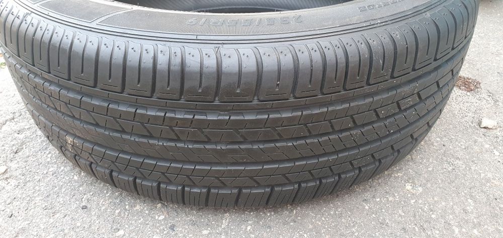 235.55R19 Dunlop sport 270 sport Maxx