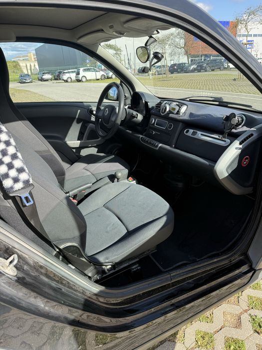Smart Fortwo c/ poucos km - disponivel