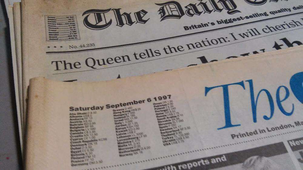 Jornais antigos estrangeiros