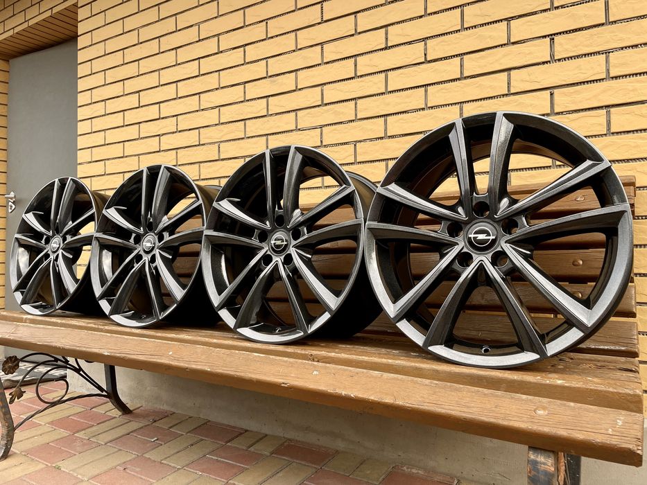 Диски Autec R18 5.110 ET35 Опель Вектра Астра Додж Джип