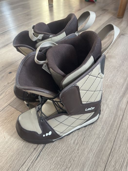 Buty  snowbord rozmiar 24,5 cm