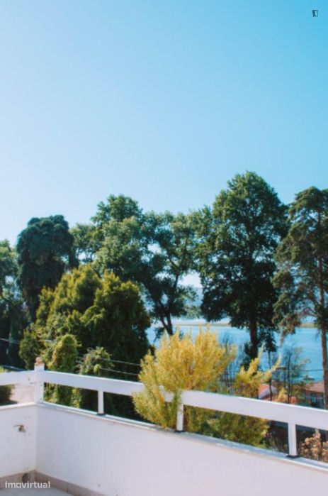 Apartamento com 4 quartos - localizado em Viana do castelo