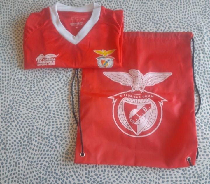 T-shirt e saco "corrida do Benfica"