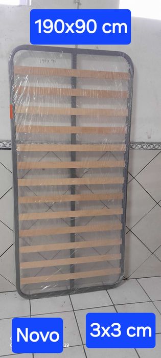 Estrados de solteiro