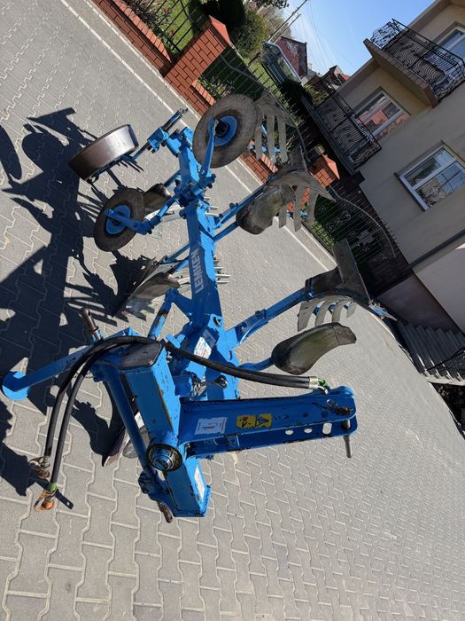 Pług obrotowy trzyskibiwy Lemken Opal 090 ażurowy N95 duzy rozstaw przedpłużki koło obrot na dwa weże nie kuhn vogel Rabe