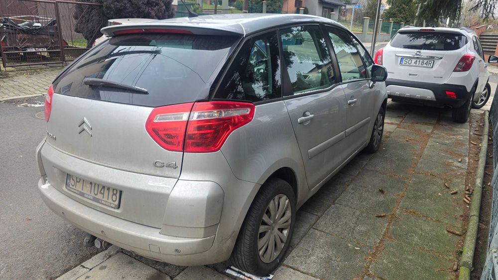 Citroen C4 Picasso 08r 1,6 b+gaz uszkodzony PT14.03.26r Ubez.03.03.26r