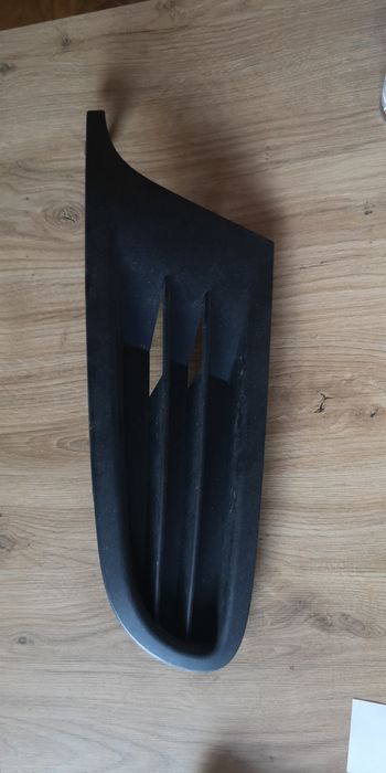 VW golf vi 08-12 atrapa kratka zaślepka zderzaka L