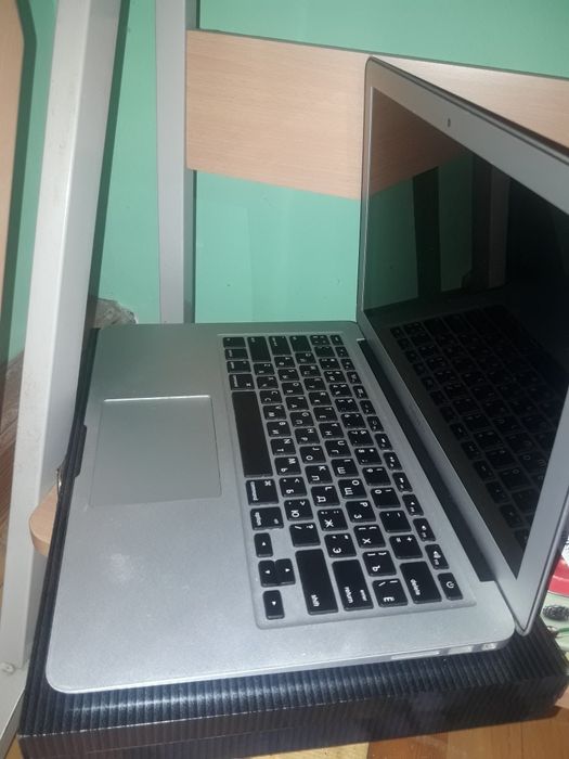 Apple Macbook air 13 ssd 250 gb
