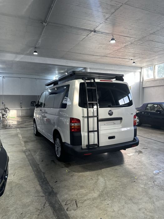 Volkswagen Transporter T5 Campervan