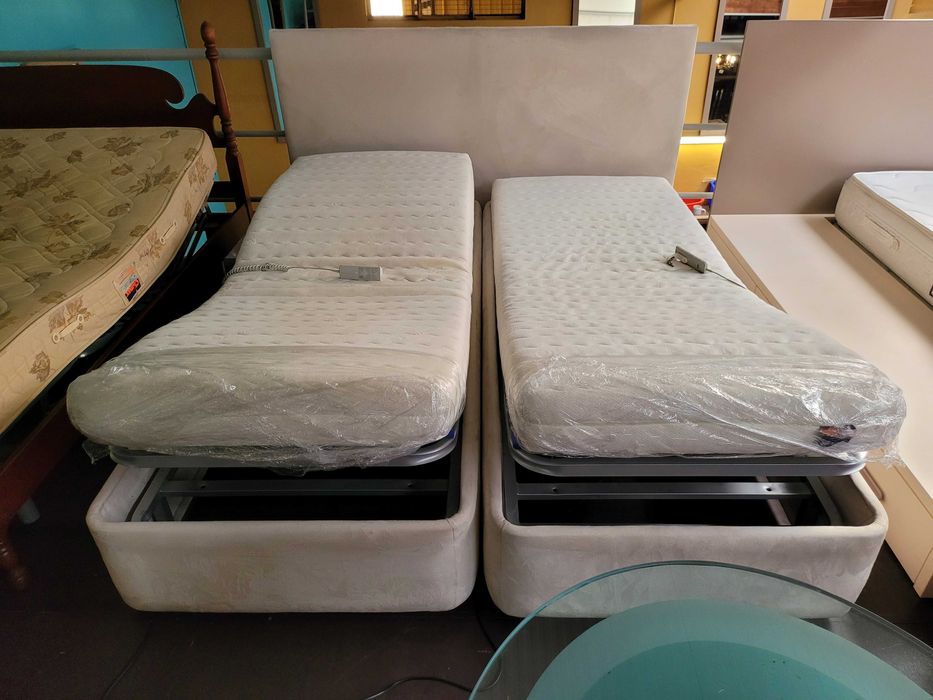 Cama de casal - Constituído por dois sommiers individuais elétricos e