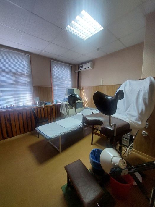 Продаж діючої клініки. Сертифікат розглядаємо