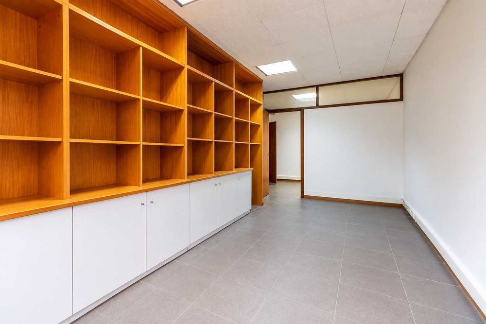 Escritório com 70 m2 no centro de Gondomar