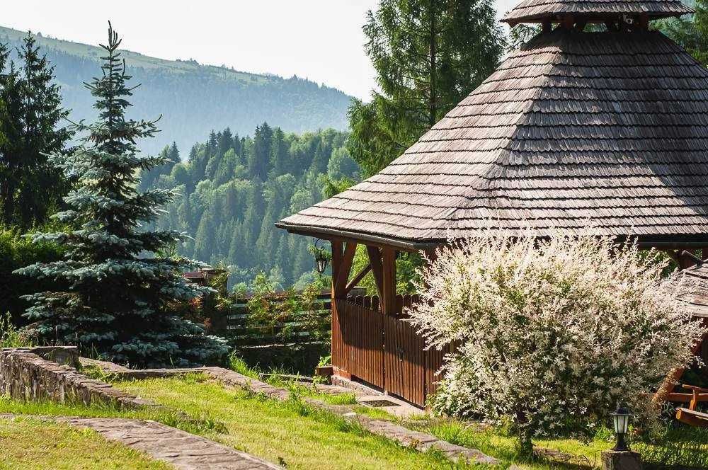 Продаж готелю - с.Верхній Ясенів!