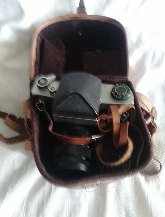 Советский объектив Вега 12Б с фотоаппаратом Киев 6С