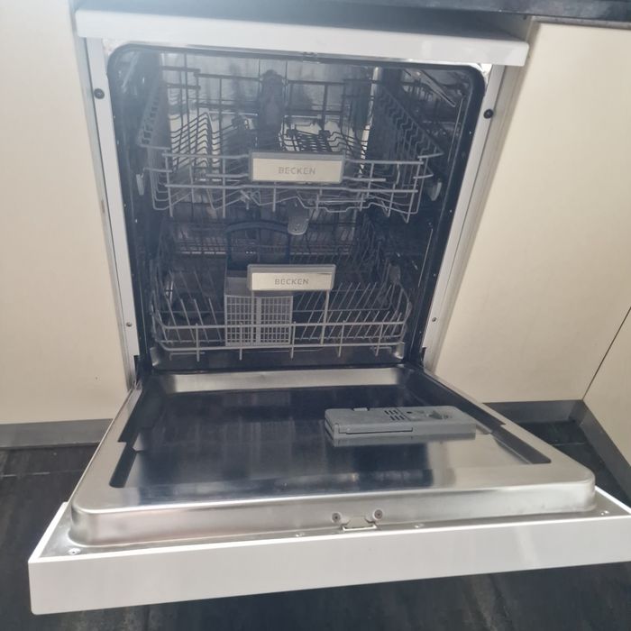 Máquina de lavar loiça Becken