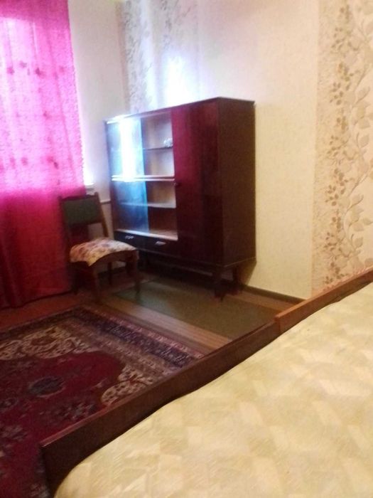Продам 1 к кв Чугуев центр