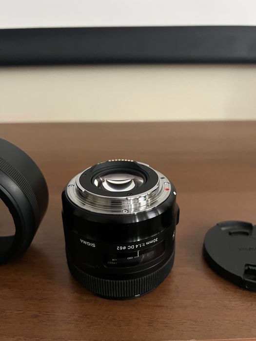 Sigma 30mm 1.4 Canon EF-s