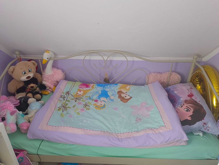 Łóżko dla dziecka/ nastolatki + materac