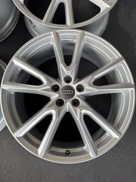 Felgi aluminiowe 20 cali 5x112 et39 8J Audi Q5 SQ5