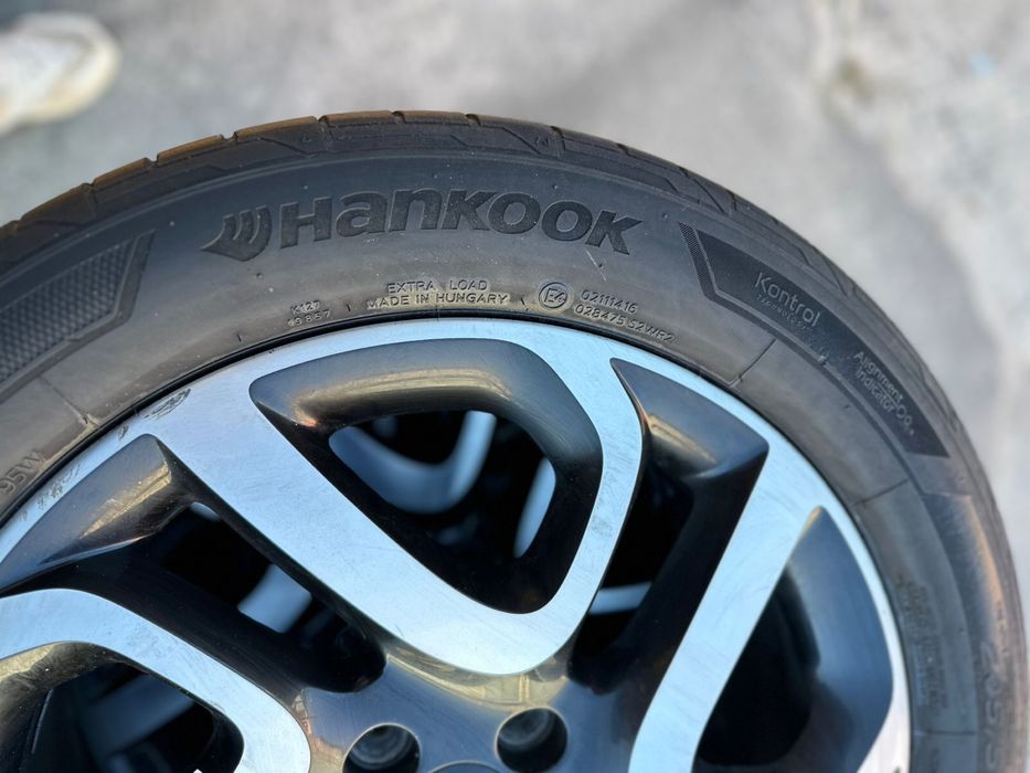 Диски R17 4/100 з літніми шинами 205/55/17 Hankook
