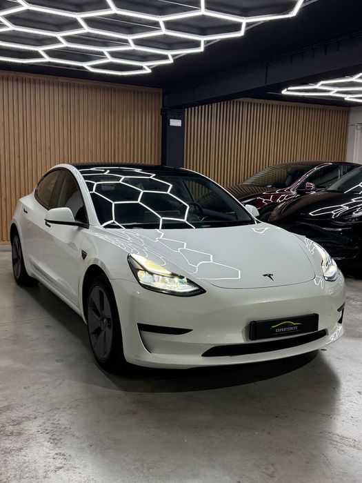 Tesla Model 3 Standard RWD