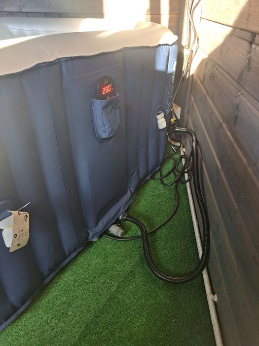Jacuzzi Mspa podgrzewane z hydromasażem