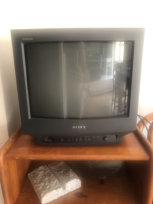 Televisao sony usada em muito bom estado.