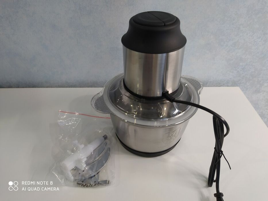 Измельчитель .Подрібнювач.Блендер.Миксер.Комбайн