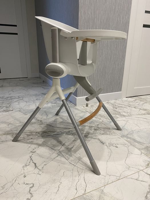Стільчик для годування  Beaba