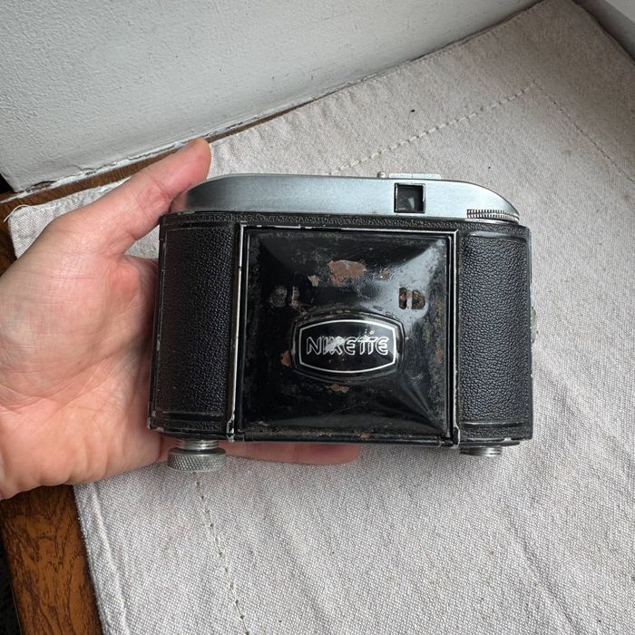 Aparat fotograficzny Nixette/ Nixon 120 Retro