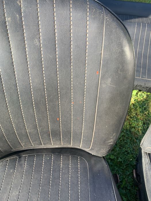 Komplet  foteli do fiata 126p,