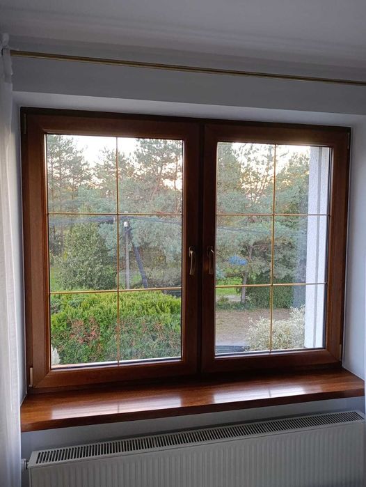 Okno dwuskrzydłowe z ościeżnicą