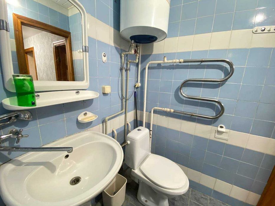 Продам 2 к квартиру на Свердловському масиві 4561