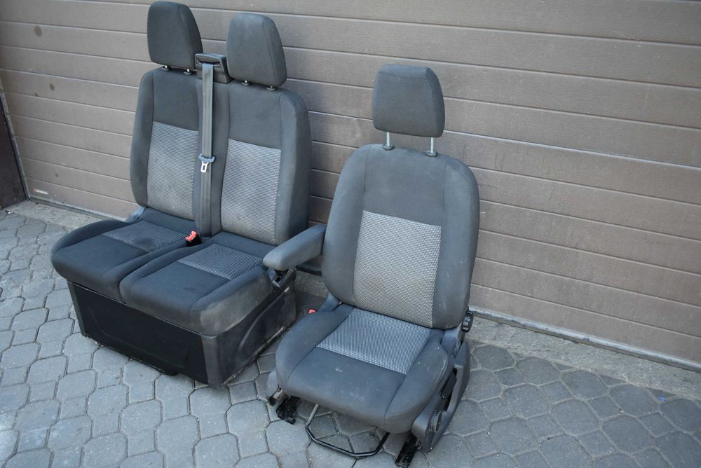 Ford Custom fotele przednie komplet foteli podstawa