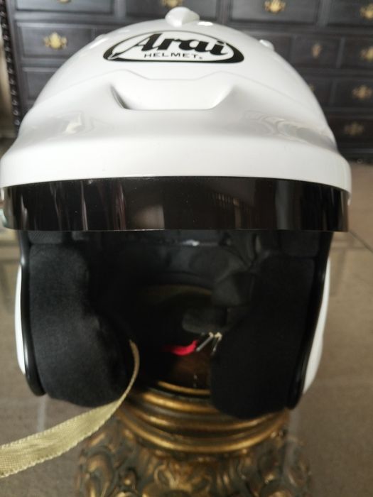Vende-se Arai GP J3
