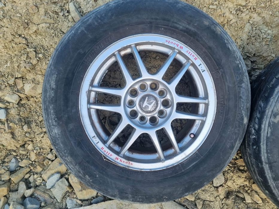 Felgi r15 z Oponami honda crv