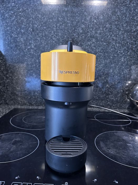 Máquina de café Vertuo Pop Mango Yellow NESPRESSO