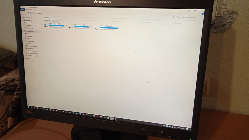 Монитор 22 дюйма. Монитор LENOVO 2250pwd
